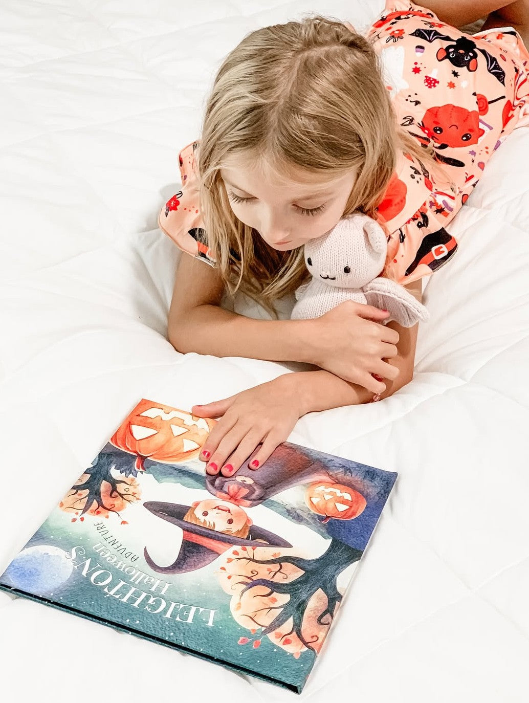 Inside page from Halloween Adventure, a personalized holiday storybook